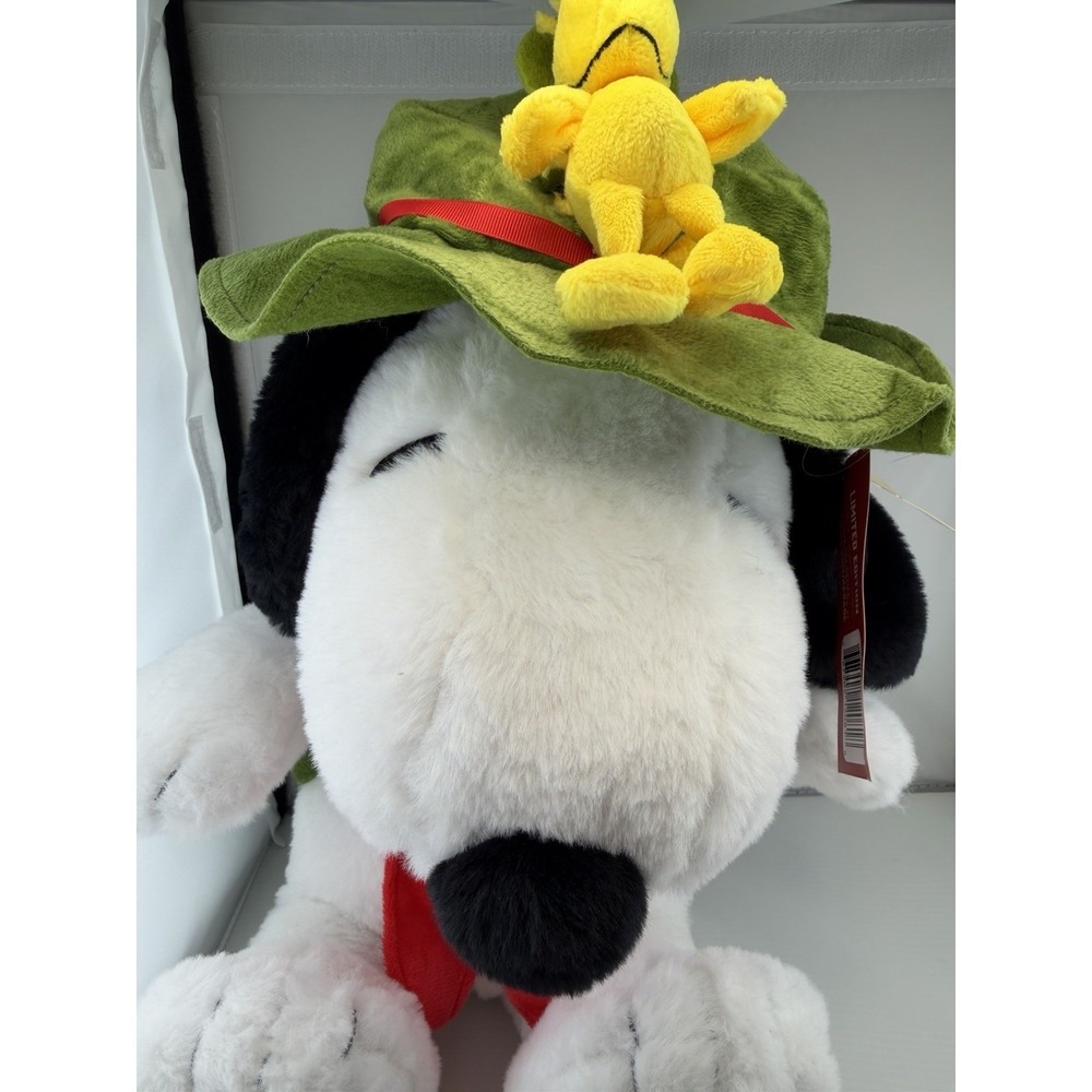 Peanuts Snoopy Macys Thanksgiving Day Parade 2020 Plush Woodstock Explorer Hat